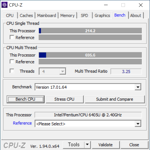 CPU-Z 벤치마크 결과는 싱글 스레드 214.2, 멀티 스레드 695.6으로 나타났다.