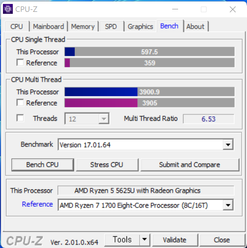 CPU-Z에서 프로세서 싱글 스레드 점수는 597.5점, 멀티 스레드 점수는 3,900.9점이었다.